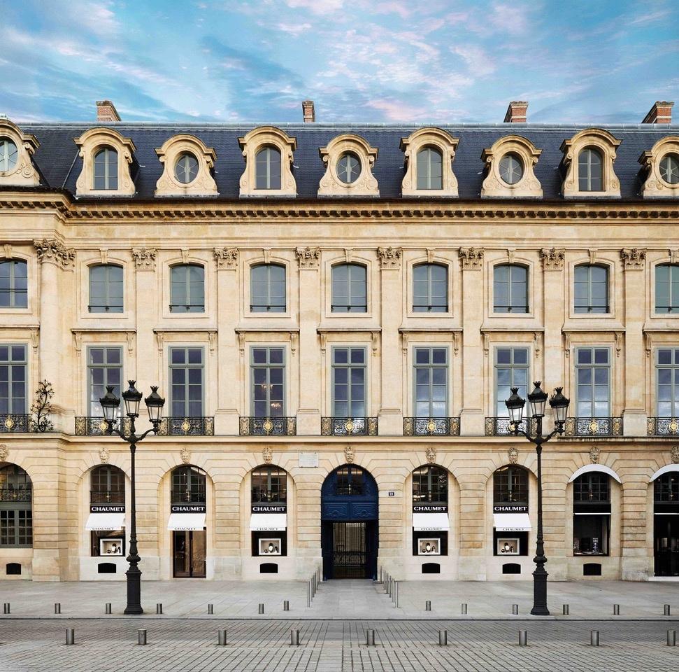 Façade de l’hôtel Baudard de Sainte-James , aujourd’hui le 12 Vendôme ©Chaumet
