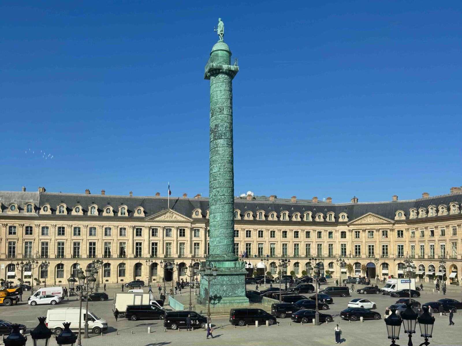 Le média ESPRIT JOAILLERIE place Vendôme
