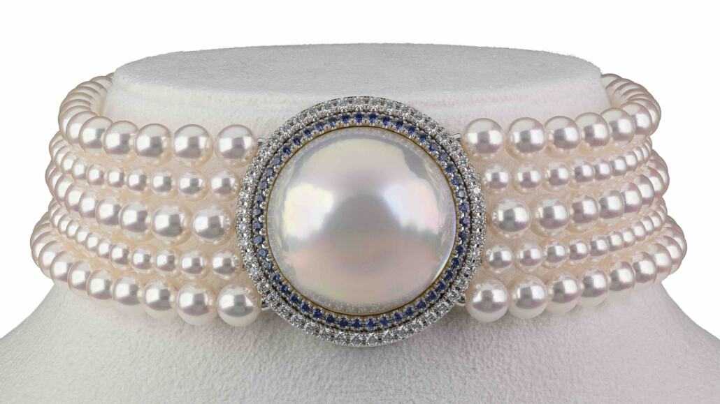 Collier Perle Mabé Or blanc 18 carats, perle Mabé, perles Akoya et diamants. © TASAKI